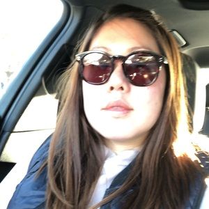 Meet your Posher, Jennie